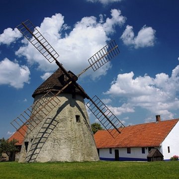 Větrný mlýn Kuželov