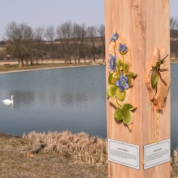 Nová naučná stezka u vodní nádrže v Újezdci